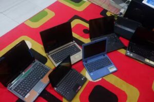A2 computer (service/instal komputer dan laptop)