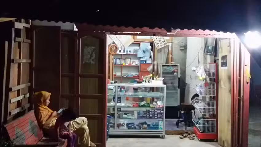 Aiesha Jaya Photo Copy