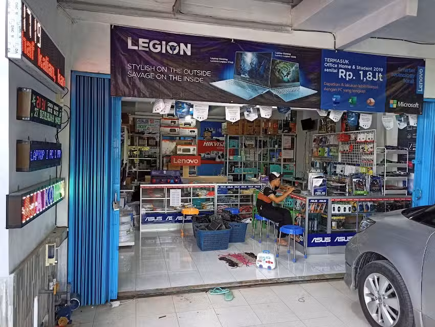 Aja Komputer kandilo