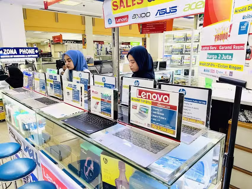 ALIF NOTEBOOK (LAPTOP)