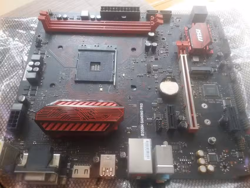 AM.Comp (ANUGRAH MANDIRI COMPUTER)