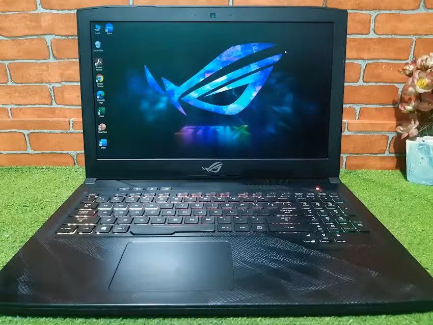 Azabar Imam Laptop Second