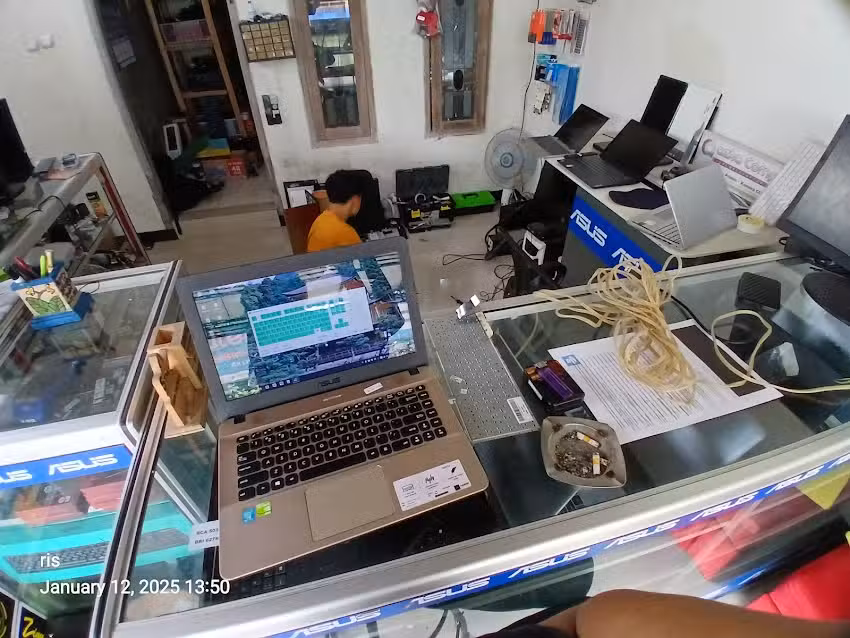 Azka computer Jual Beli Laptop kediri dan Servis kayen kidul