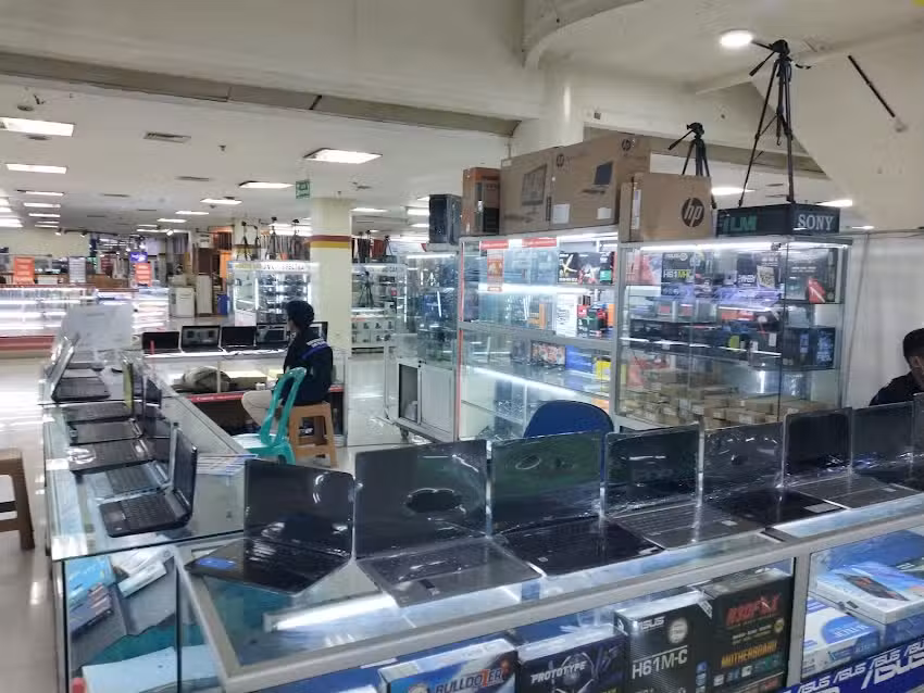 Cahaya computer Blok A no 6