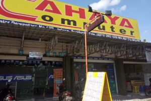 Cahaya Computer Solo