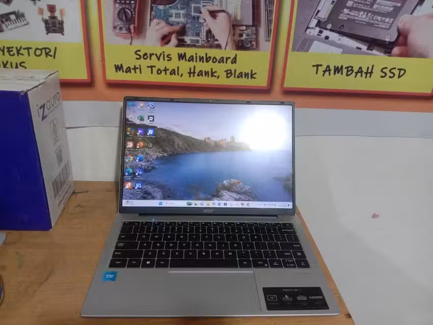 Cahaya Komputer Pusat