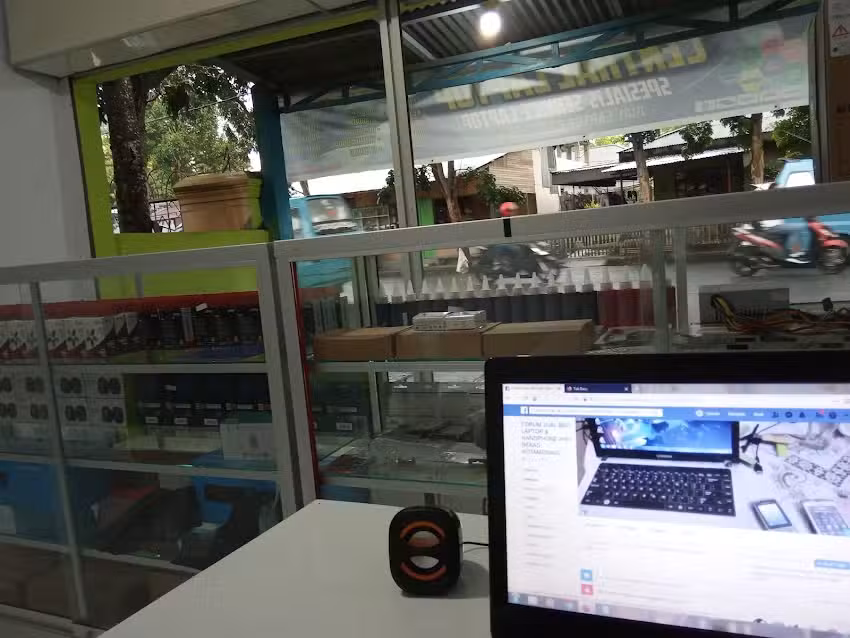 CENTRAL LAPTOP KOTAMOBAGU