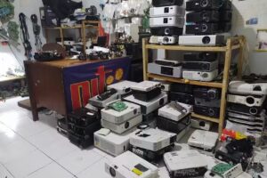 CV COREL GROUP &ndash; SERVICE COMPUTER & PROJECTOR BSD CITY