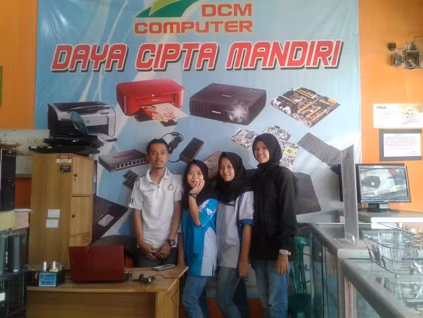 DCM(DAYA CIPTA MANDIRI) KOMPUTER