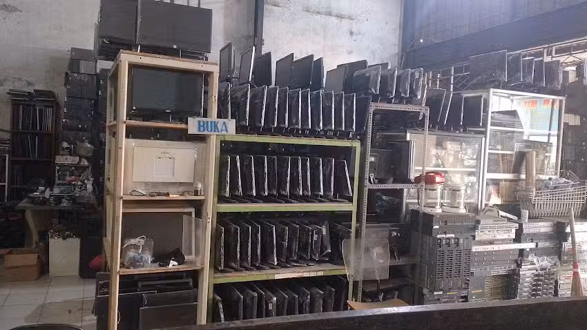 DEZTA KOMPUTER &ndash; AJIB PALUGADA