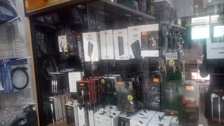 Doctrinee Toko Komputer (JUAL-RAKIT-SERVICE SPECIALIST MACBOOK/LAPTOP/VGA/KOMPUTER)