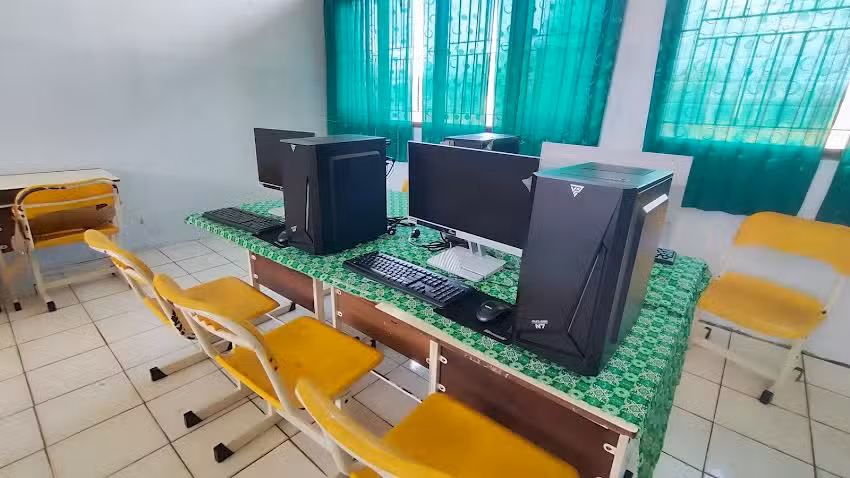 EtamEdutek Komputer Center