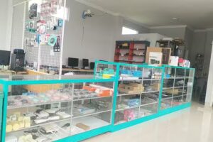 Freshmedia Komputer (ꦥ꦳ꦿꦼꦱ꧀ꦲ꧀ꦩꦼꦣꦶꦪꦏꦺꦴꦩ꧀ꦥꦸꦠꦼꦂ)