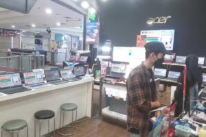 GAMER ID MALL AMBASSADOR 8 LAPTOP