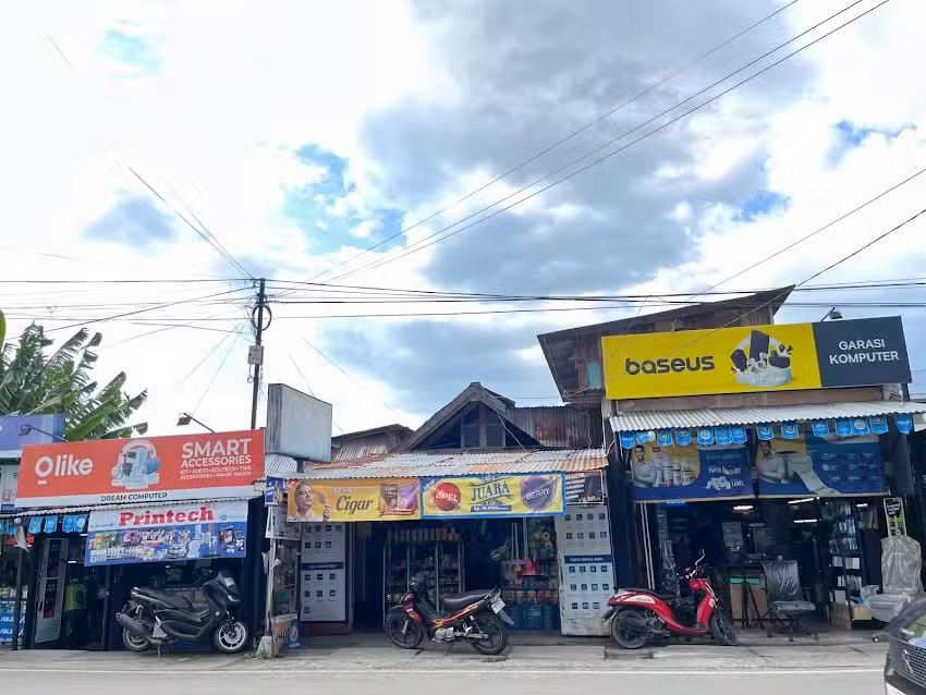 Garasi komputer palu