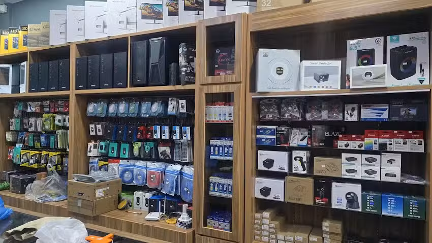 GIGABYTE COMPUTER & CCTV