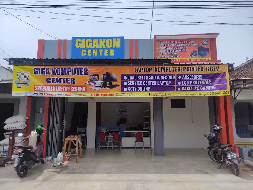 Gigakom Center