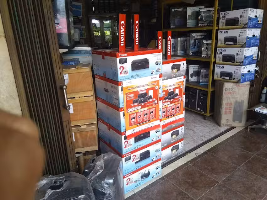 Gigantic Computindo (Buka selalu)