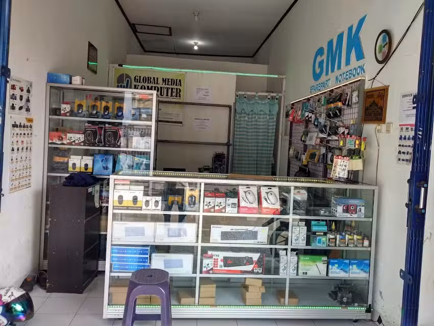 Global Media Komputer (adaptorlaptopjogja)