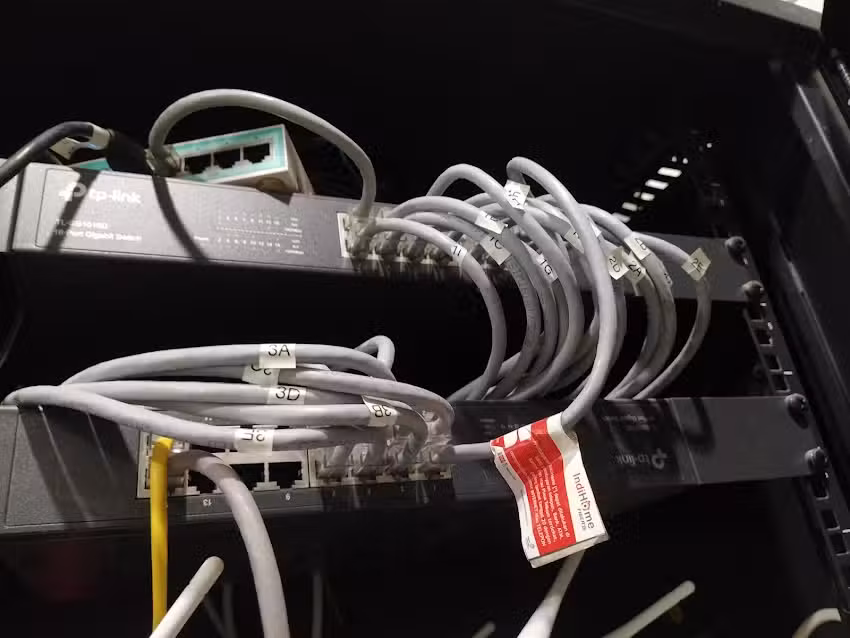 GRID Network & System Integrator Jasa Pemasangan Instalasi Setting Konfigurasi Service Jaringan WiFi LAN CCTV Komputer Server