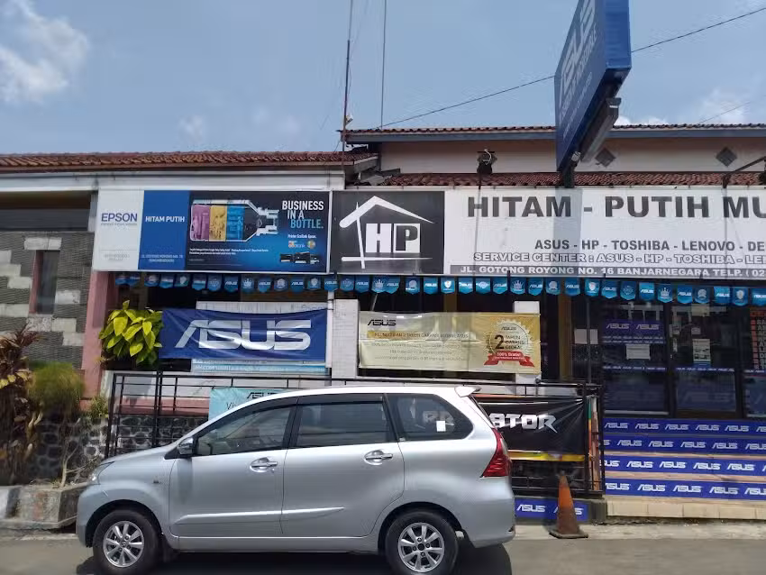 Hitam &ndash; Putih Multimedia