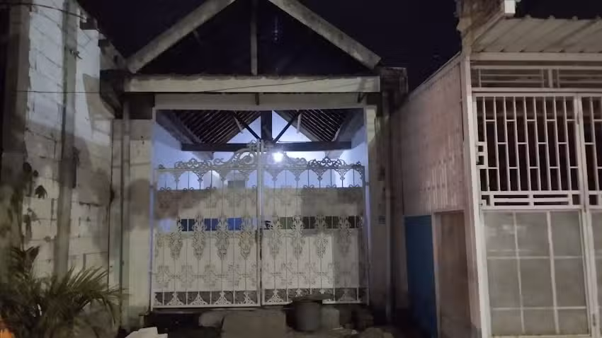 Jual beli laptop bekas dan komputer bekas