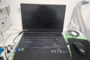 JUAL BELI LAPTOP BEKAS SECOND SERVIS SEWA