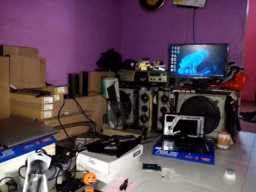 Jual beli LAPTOP Service TT(Tuker Tambah)&SparePART Bantul