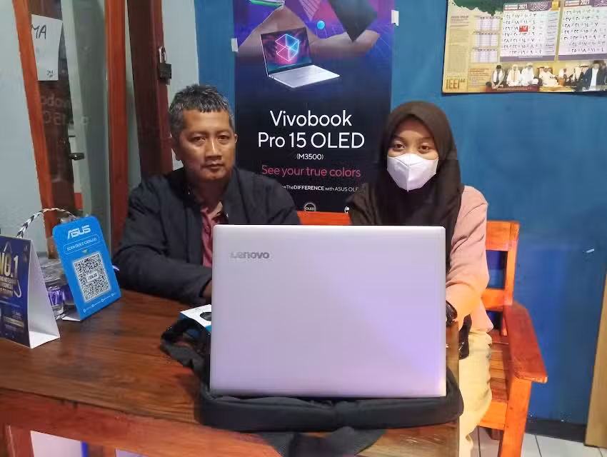 JUAL LAPTOP BEKAS (JOSS KOMPUTER KEDIRI)