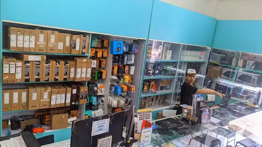 KIOS LAPTOP & GADGET