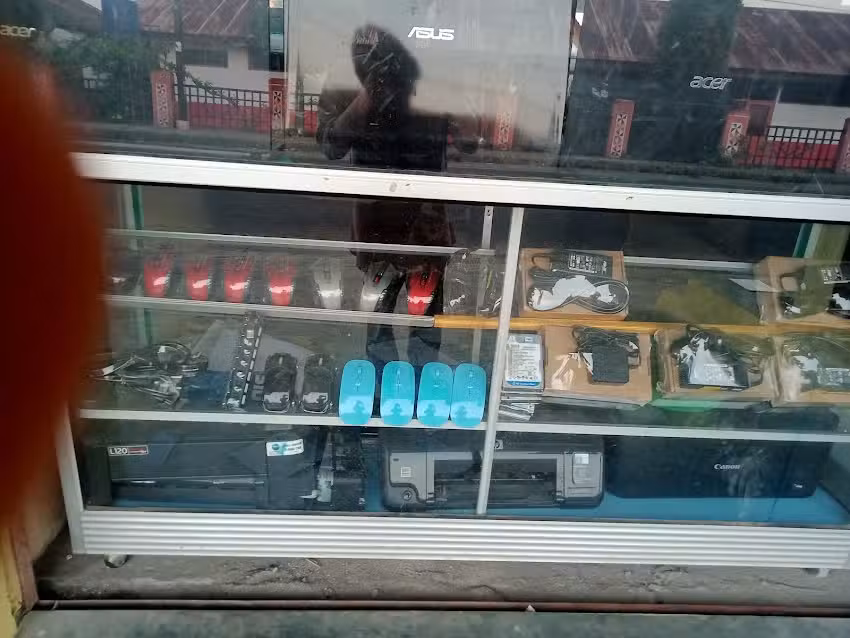 Langit Komputer Bursa Penjualan Komputer & Leptop & Accesoris