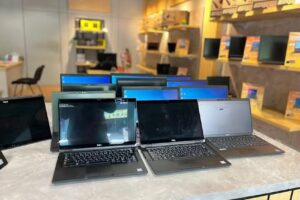 Laptop Bekas Jenn Digital