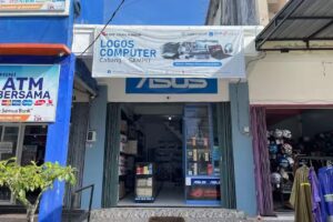 LOGOS Computer Cab. Sampit