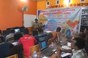 Maniwak Komputer Rizky