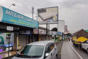 Mazhar Computer Lumajang