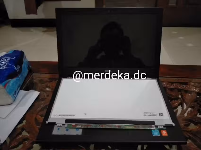 Merdeka Design & Computer