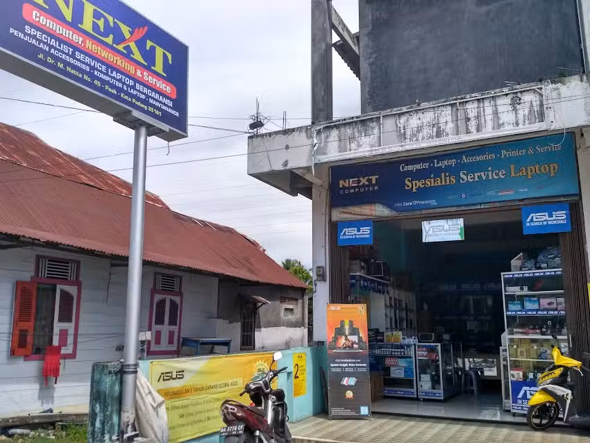 Next Computer | Service Laptop Padang