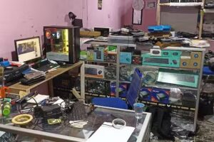 NR COMPUTER & NOTEBOOK