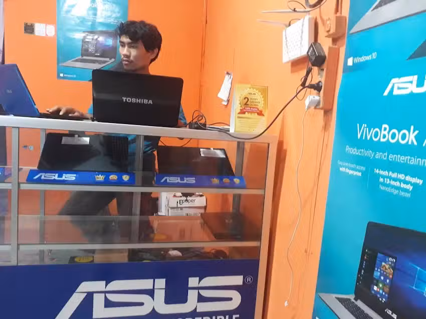 Orarie Computer Palu (Laptop dan Notebook Seken) (Accesoriess Laptop)