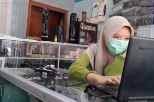 OW Computer Sparepart- Service Laptop