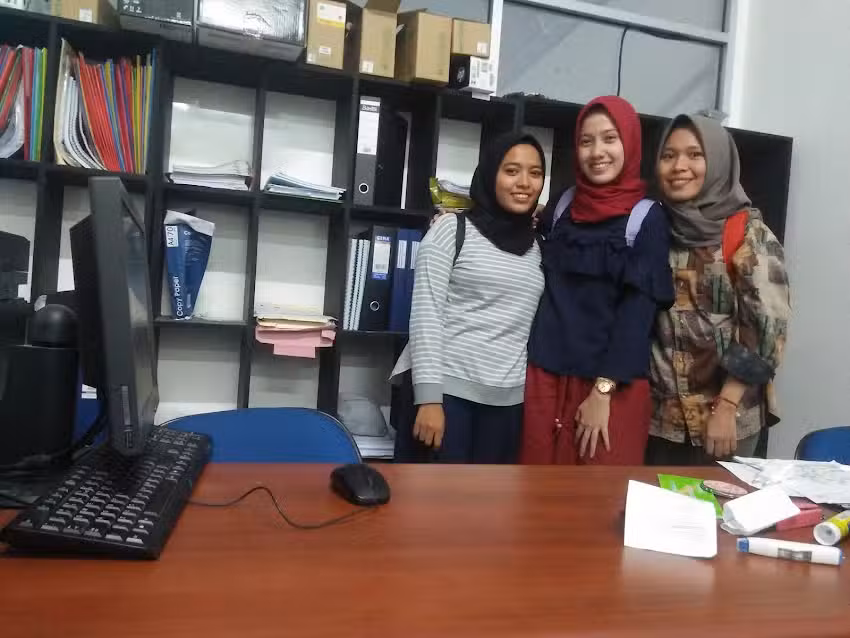 PT Sumbersolusindo Hitech