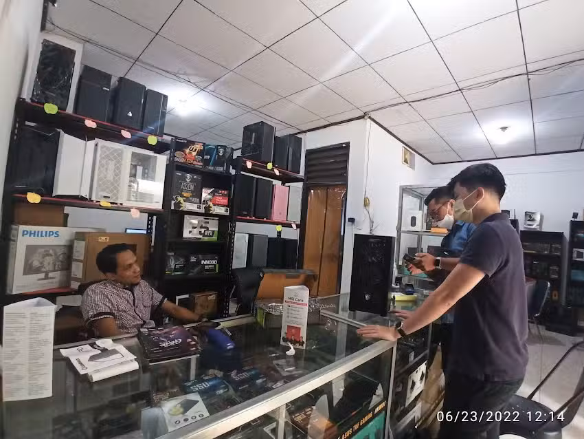 Quadra Komputer Semarang