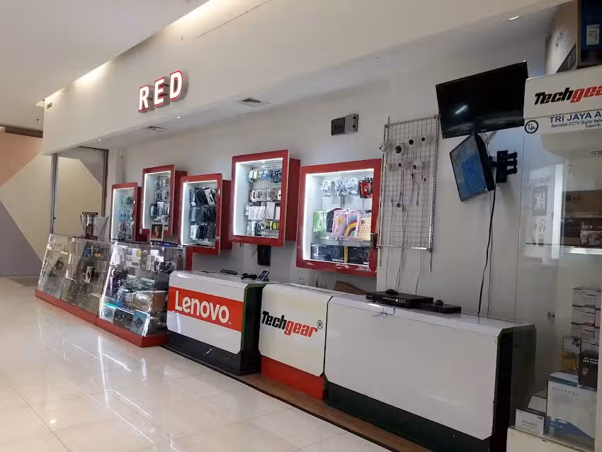 RED COMPUTER