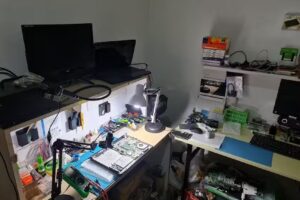 RESTU KONTEN KREATOR DAN SERVIS