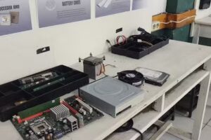 REVIN | Pembuatan website, Cetak Banner , Jasa desain, buat ID Card,