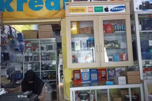 Revolution Computer & Laptop/ Servis Komputer, Laptop, Lcd Proyektor, Scanner, Printer