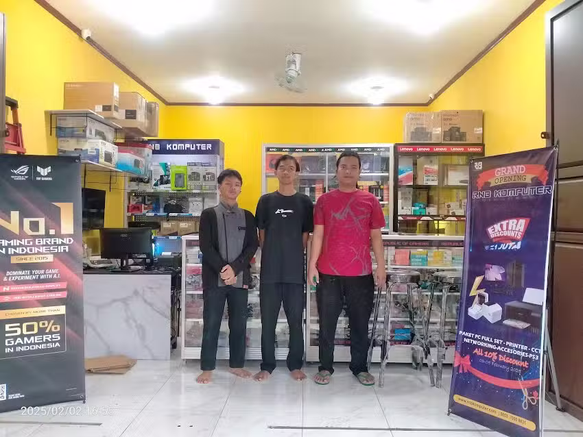 RNB KOMPUTER WIRADESA