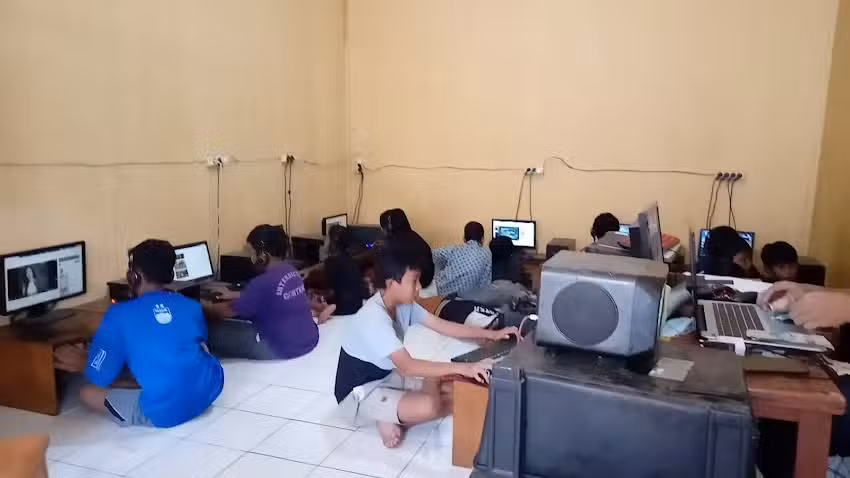 Sapta Marga Komputer