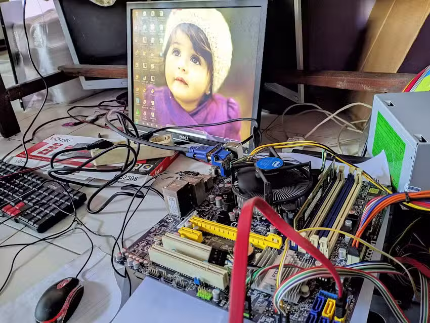 SERVICE KOMPUTER TUBAN