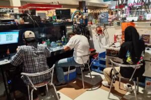 Service laptop bandung (Distric Computer)